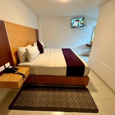Hotel Posada Maria Sofia โชลูลา ภายนอก รูปภาพ