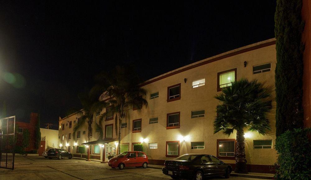 Hotel Posada Maria Sofia โชลูลา ภายนอก รูปภาพ